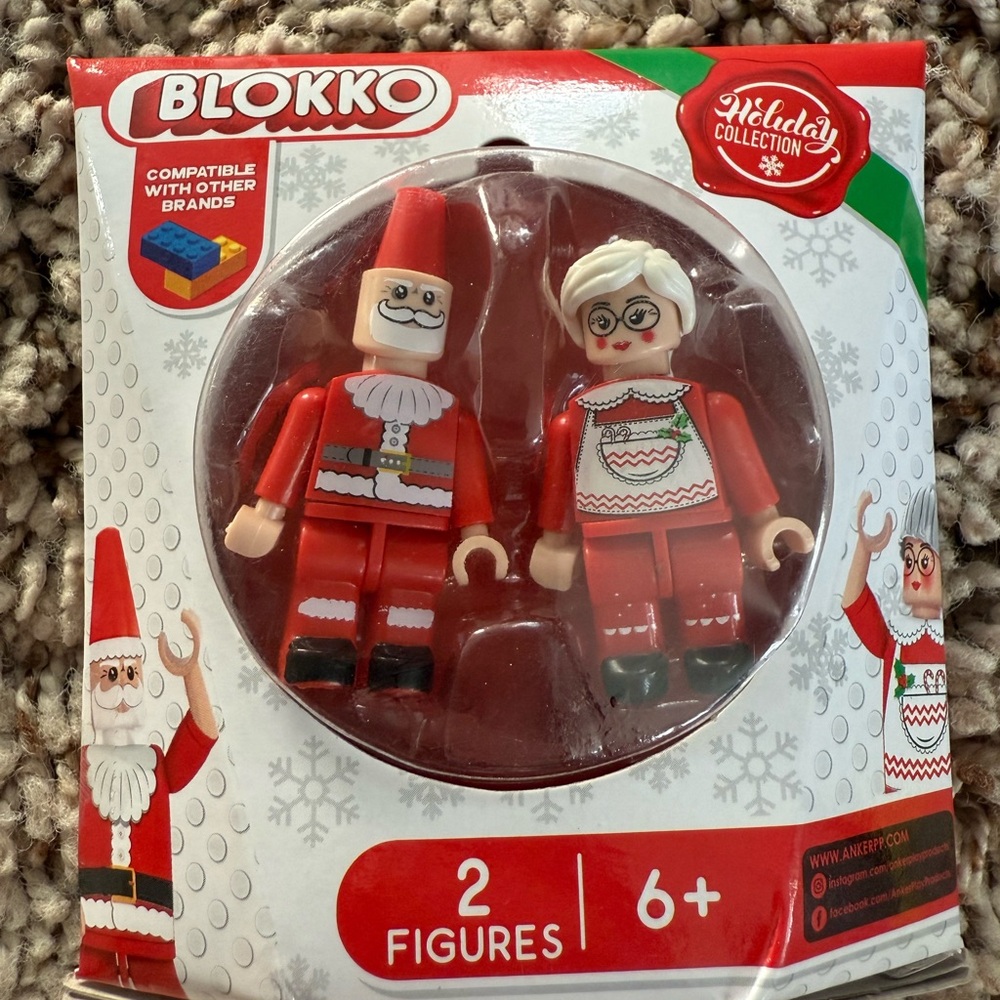 Blokko Holiday Collection Santa and Mrs. Claus Figures-New